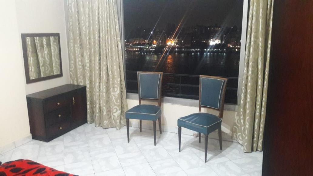 Luxury Apartment On The Nile Cairo Exterior photo